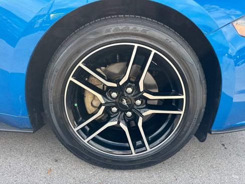 Used 2019 Ford Mustang Coupe w/ Equipment Group 101A RWD image 22
