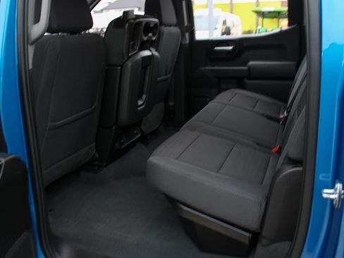 Used 2022 Chevrolet Silverado 1500 Custom image 17