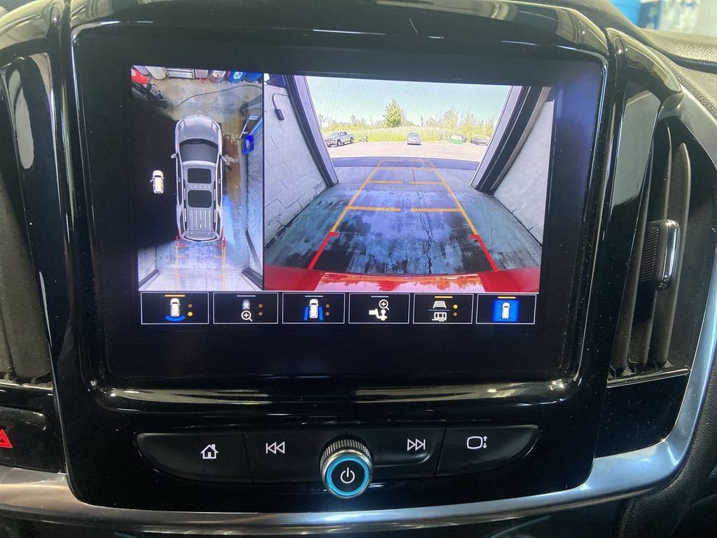 Certified 2023 Chevrolet Traverse RS AWD/4WD image 15