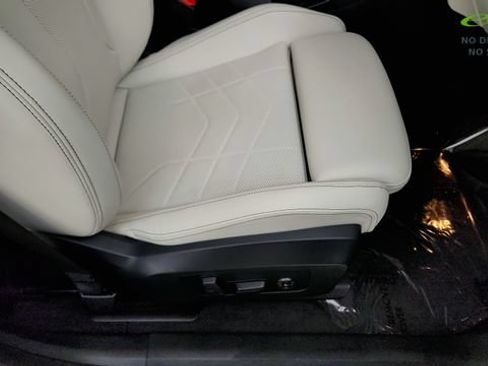 Used 2026 BMW X2 xDrive28i AWD/4WD image 37