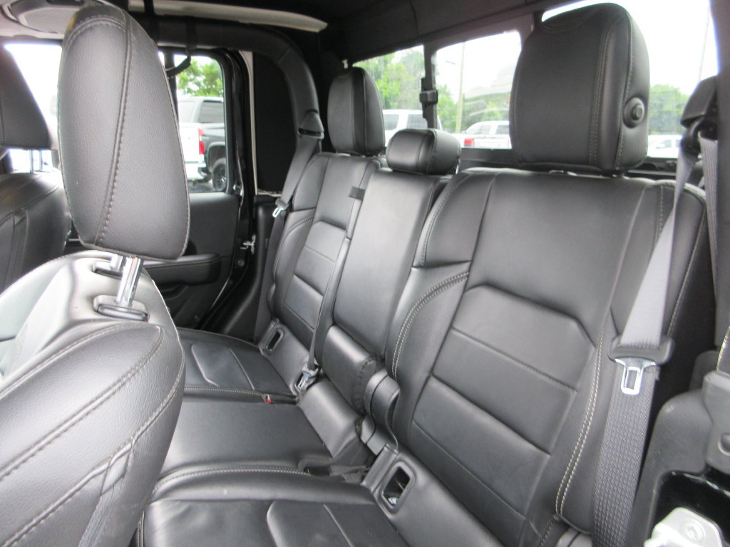 Used 2020 Jeep Gladiator Overland AWD/4WD image 20