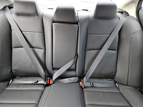 Used 2025 Nissan Altima 2.5 SR w/ SR Premium Package image 21