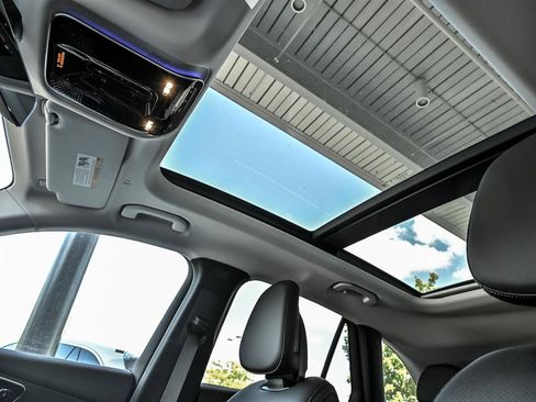 New 2026 Mercedes-Benz GLC 350e 4MATIC image 10