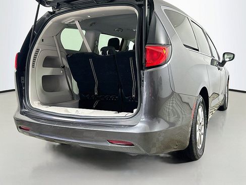 Used 2023 Chrysler Voyager LX FWD image 24