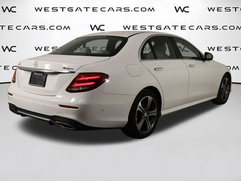 Used 2017 Mercedes-Benz E 300 4MATIC image 48