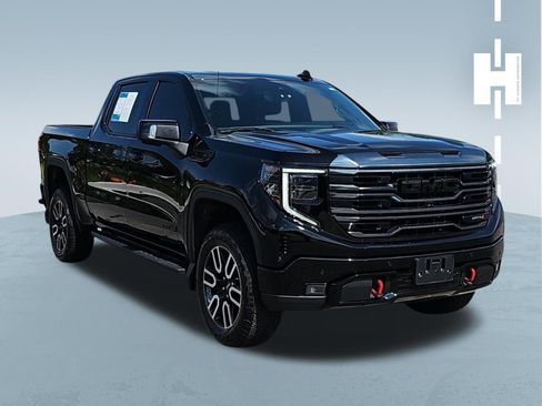 Used 2023 GMC Sierra 1500 AT4 w/ Technology Package AWD/4WD image 1