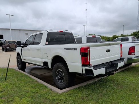Used 2024 Ford F250 Lariat w/ Lariat Ultimate Package AWD/4WD image 4