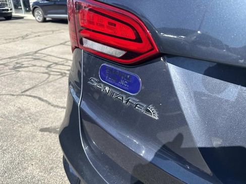 Used 2017 Hyundai Santa Fe Sport image 5
