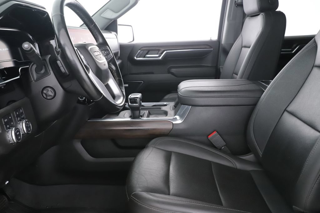 Used 2023 GMC Sierra 1500 SLT AWD/4WD image 16