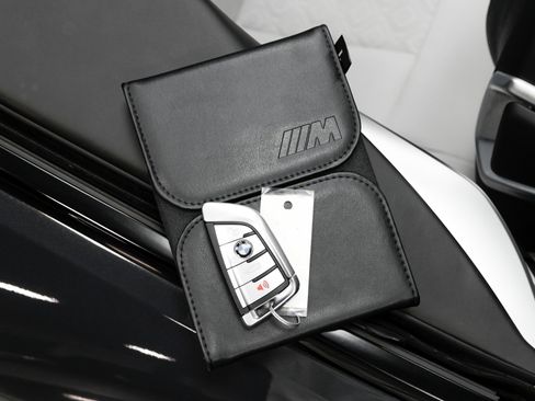 Used 2020 BMW M8 Convertible w/ Driving Assistance Package image 65