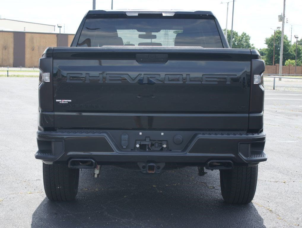 Used 2022 Chevrolet Silverado 1500 LT Trail Boss w/ LPO, Dark Essentials Package AWD/4WD image 3