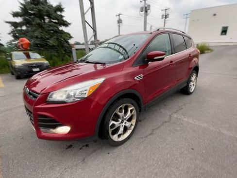 Used 2014 Ford Escape Titanium w/ Equipment Group 401A AWD/4WD image 5