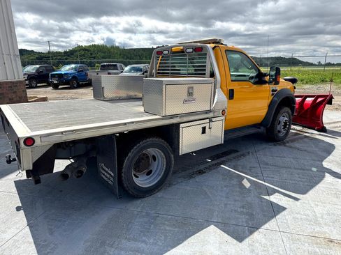 Used 2010 Ford F450 4x4 Regular Cab Super Duty image 3