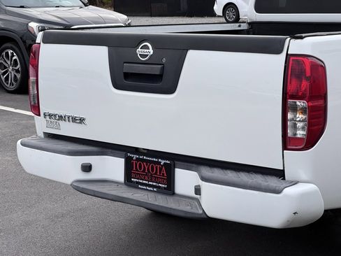 Used 2019 Nissan Frontier S image 33