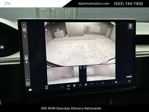 Used 2022 Tesla Model X image 29