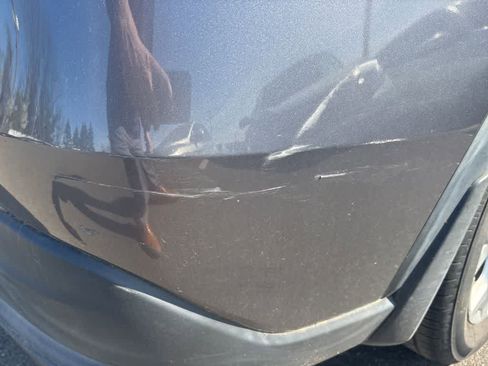 Used 2023 Honda HR-V LX image 9