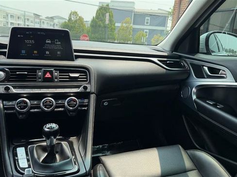 Used 2020 Genesis G70 2.0T Sport RWD image 26
