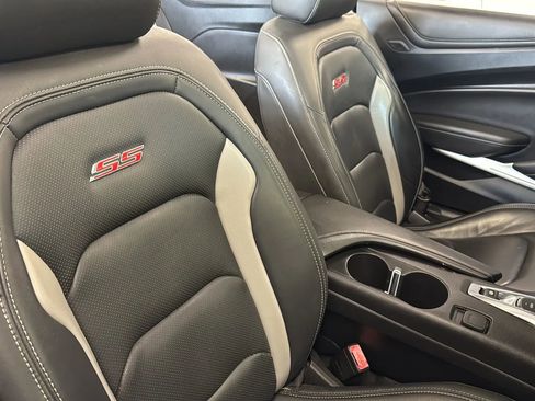 Used 2020 Chevrolet Camaro SS image 51