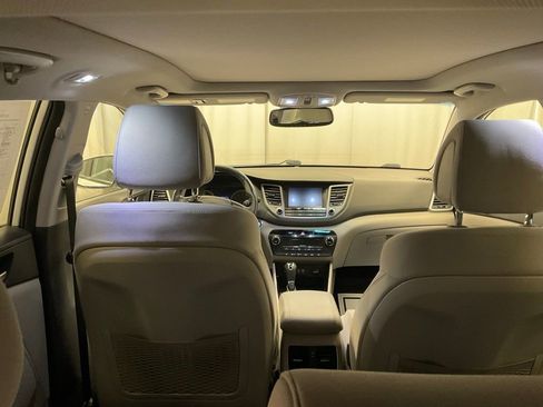 Used 2018 Hyundai Tucson Value w/ Cargo Package image 22