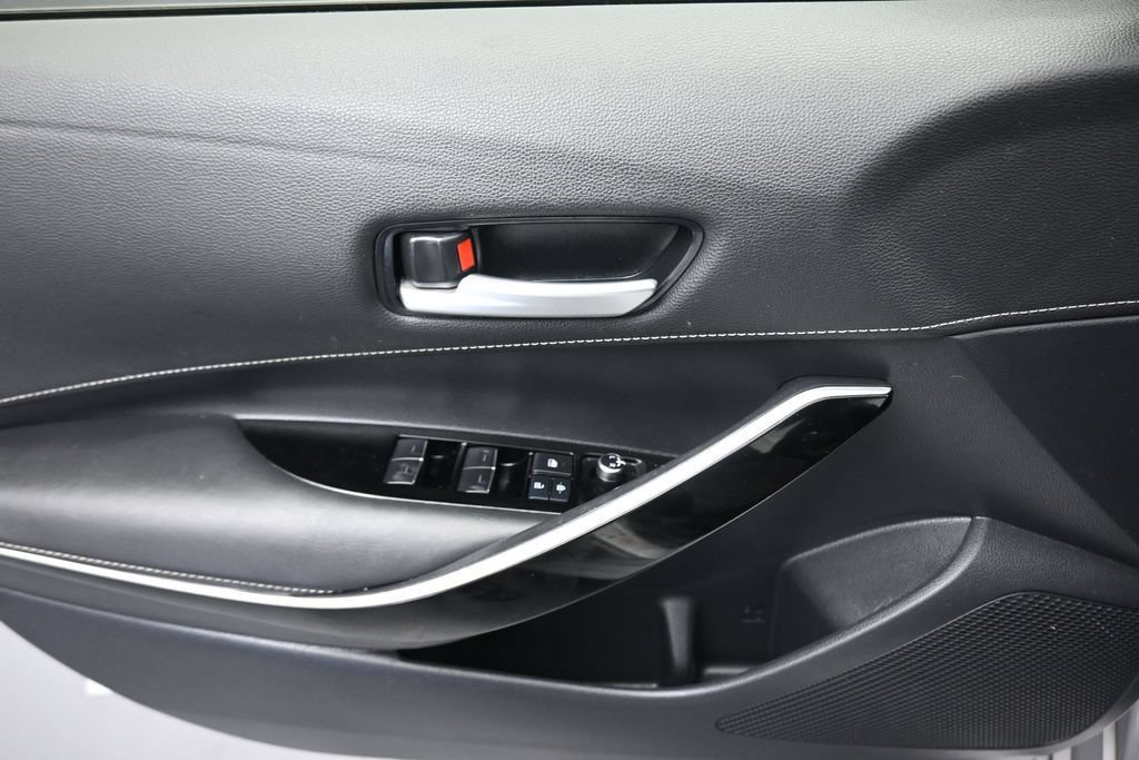 Used 2019 Toyota Corolla XSE FWD image 10