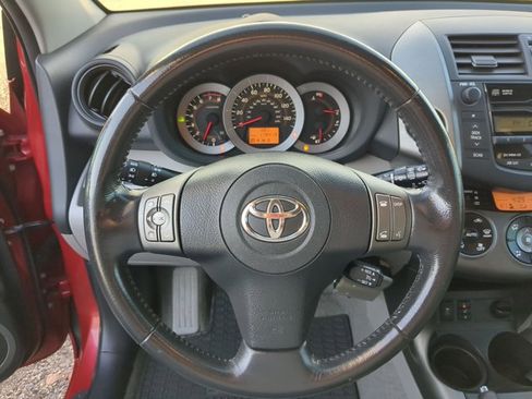 Used 2010 Toyota RAV4 Limited image 13