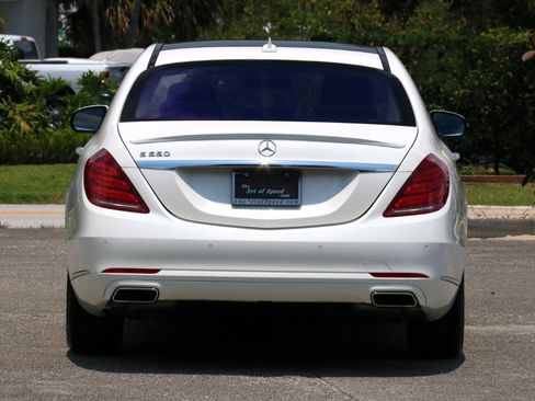 Used 2015 Mercedes-Benz S 550 Sedan image 9