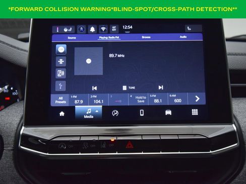 Used 2024 Jeep Compass Latitude AWD/4WD image 16