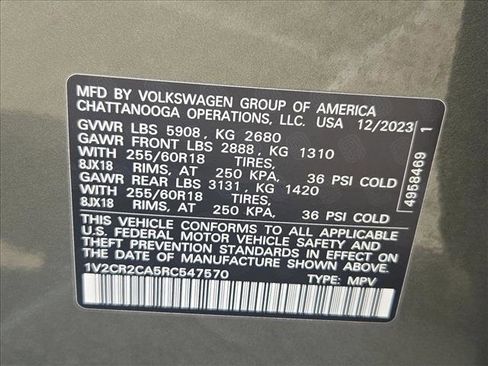 Used 2024 Volkswagen Atlas Peak Edition SE image 24