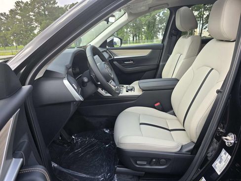 Used 2025 MAZDA CX-90 Plug-In Hybrid w/ Preferred AWD/4WD image 12