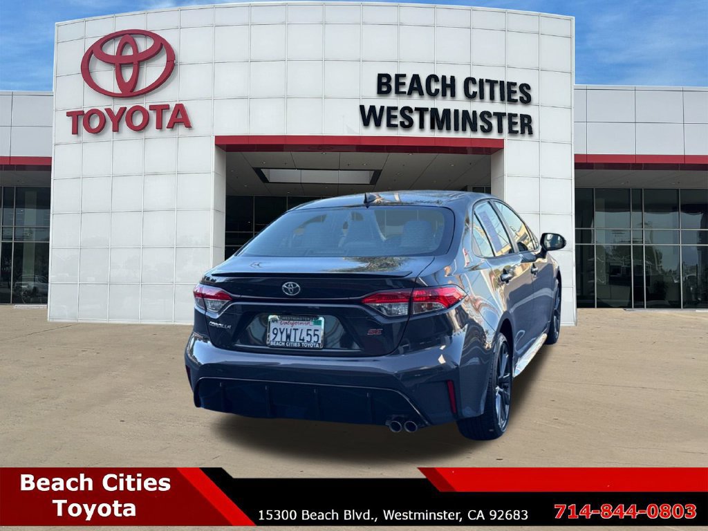 Certified 2026 Toyota Corolla SE w/ SE Package FWD image 9