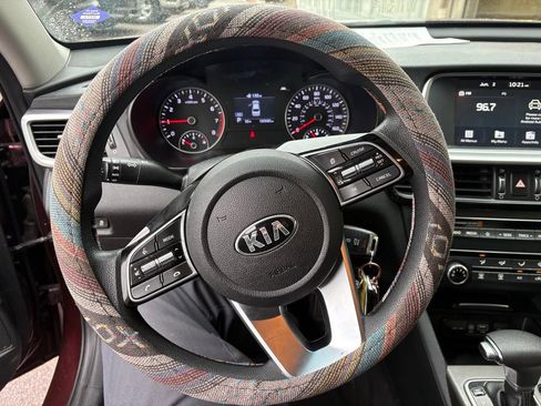Used 2019 Kia Optima LX FWD image 16