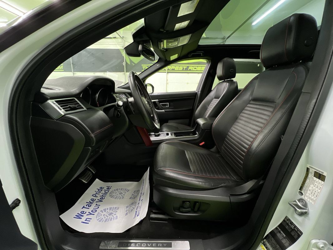 Used 2018 Land Rover Discovery Sport HSE Luxury AWD/4WD image 17