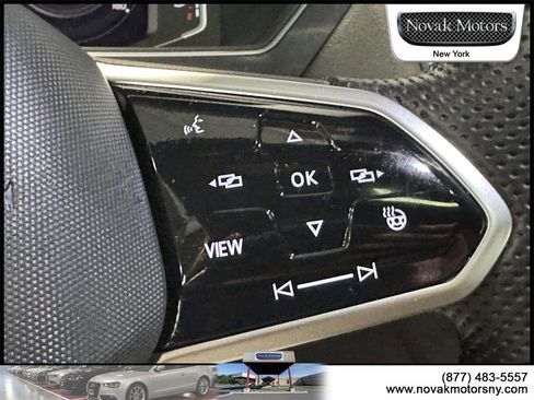 Used 2022 Volkswagen Tiguan SEL R-Line image 17