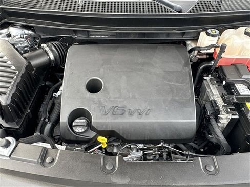 Certified 2023 Chevrolet Traverse RS image 29