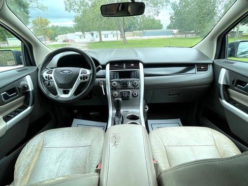 Used 2013 Ford Edge SE image 12