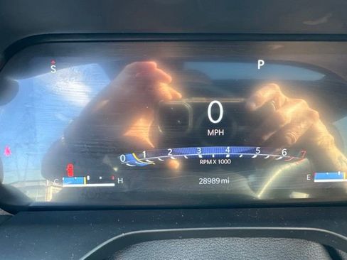 Used 2023 Jeep Grand Cherokee Altitude AWD/4WD image 33