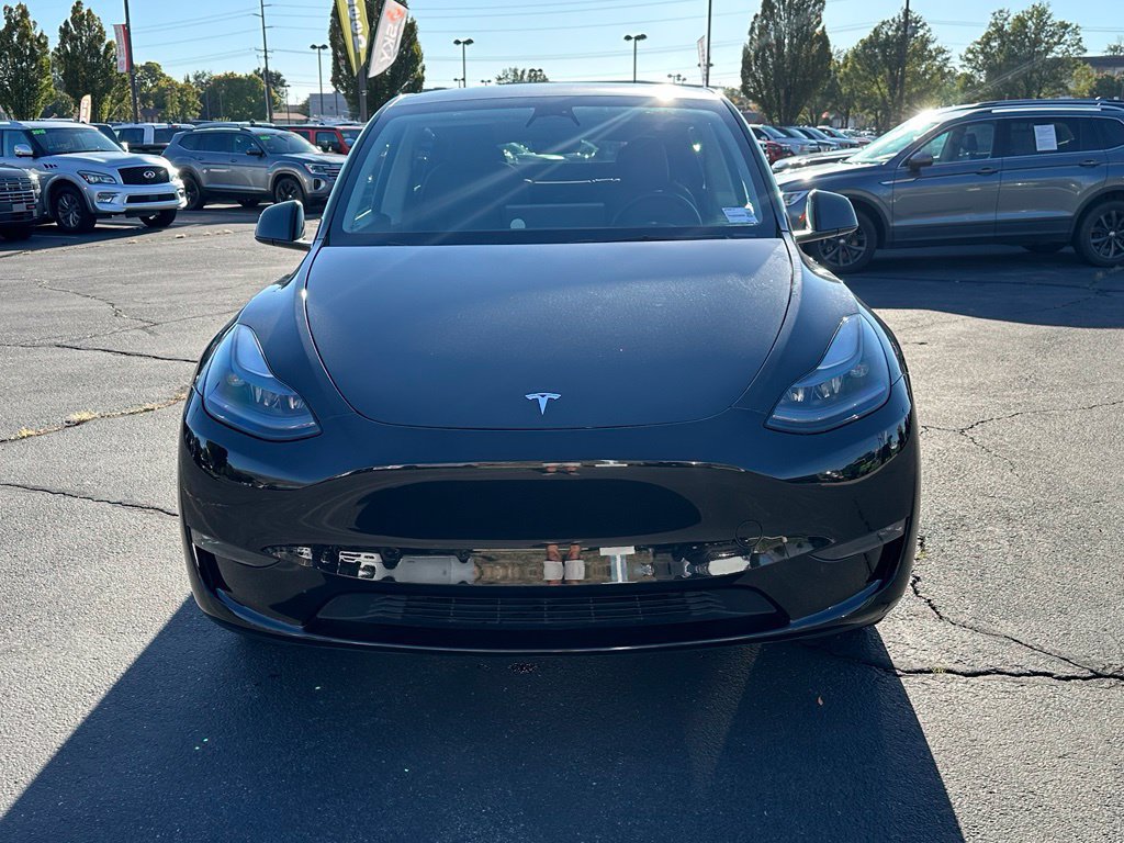 Used 2023 Tesla Model Y Long Range AWD/4WD image 5