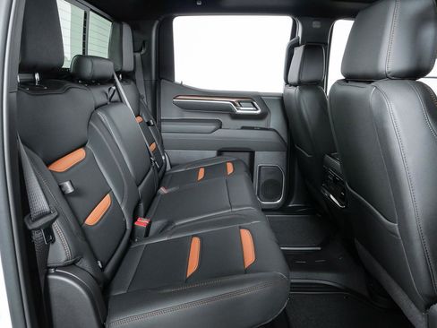 New 2026 GMC Sierra 1500 AT4 w/ AT4 Premium Package AWD/4WD image 22