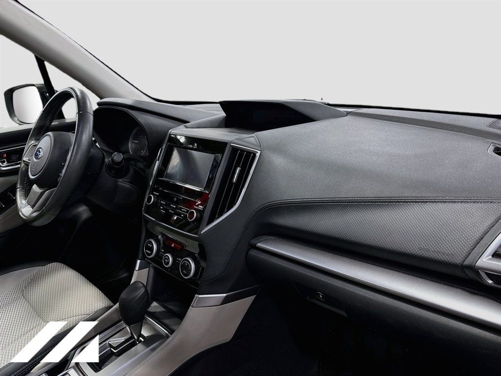 Used 2020 Subaru Forester Premium AWD/4WD image 32
