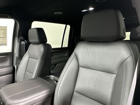 New 2026 Chevrolet Suburban LT w/ Comfort Package image 77