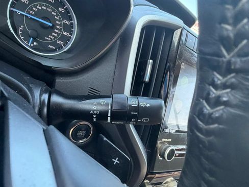 Used 2019 Subaru Ascent Touring AWD/4WD image 23