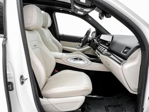 Used 2022 Mercedes-Benz GLS 63 AMG 4MATIC image 30