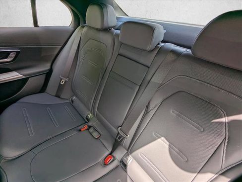 Used 2025 Mercedes-Benz E 53 AMG e 4MATIC Sedan image 11