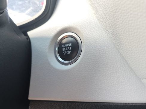 Used 2024 Toyota Corolla SE FWD image 22