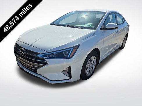 Used 2020 Hyundai Elantra SE w/ Cargo Package (C1) image 2