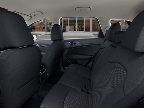 New 2026 Kia Sportage S image 18