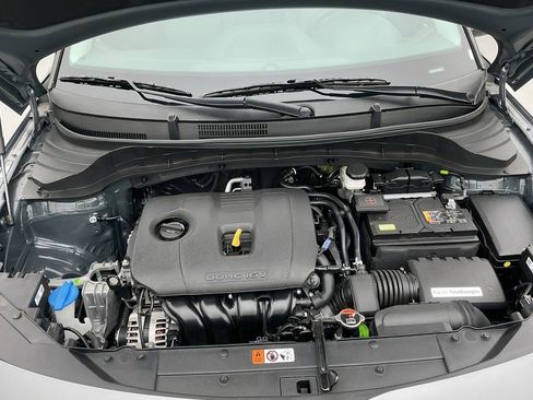 Used 2025 Kia Soul LX w/ LX Technology Package FWD image 21