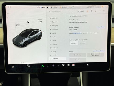 Used 2020 Tesla Model Y Performance image 30
