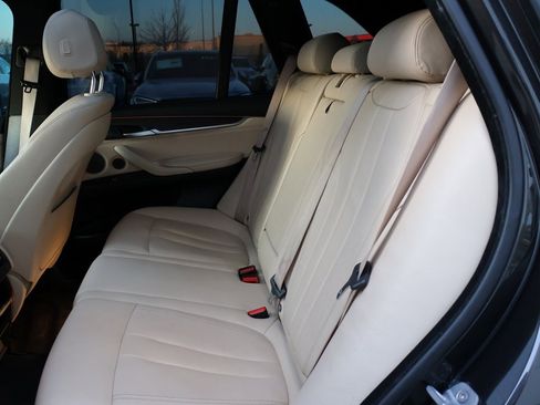 Used 2017 BMW X5 xDrive40e image 14
