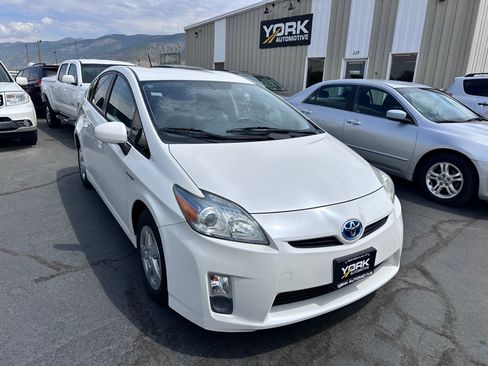 Used 2011 Toyota Prius Four w/ Navigation Pkg FWD image 1